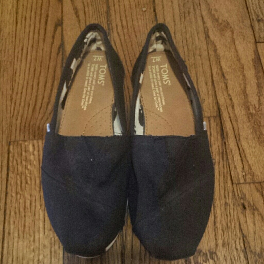 Toms shoes